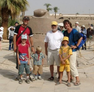 Familie im Karnak mit Eugen2 
